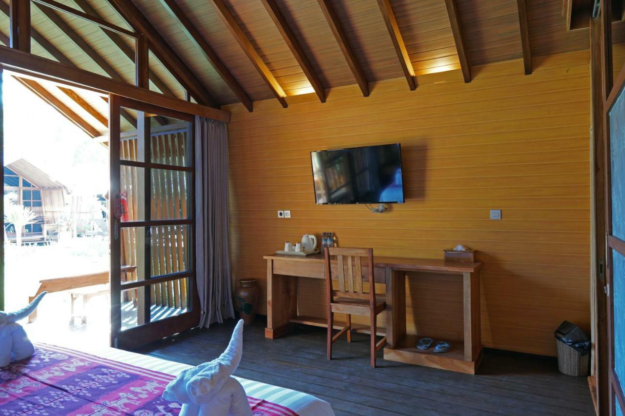 Wah Resort Gili Trawangan Extérieur photo